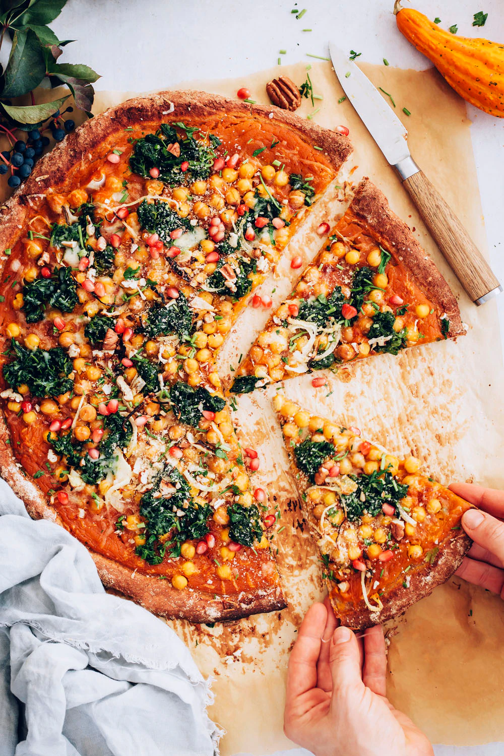 Food Photographer - Hello Glow Pumpkin Pizza